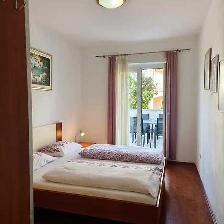 Appartement Marlena 1 *