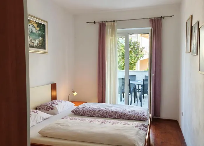 Apartman Marlena 1 *